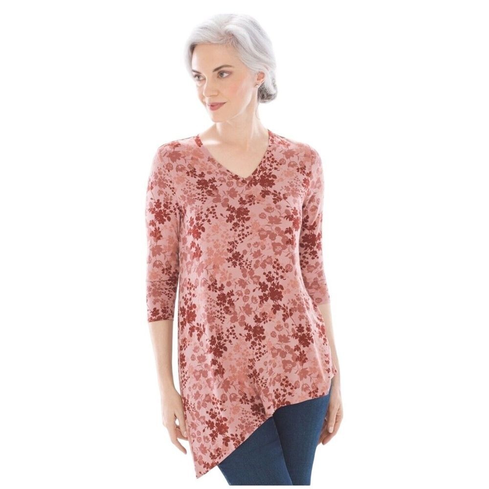 Soma Women's Floral‎ Print Size XXL 3/4 Sleeve V-Neck Handkerchief Hem Top